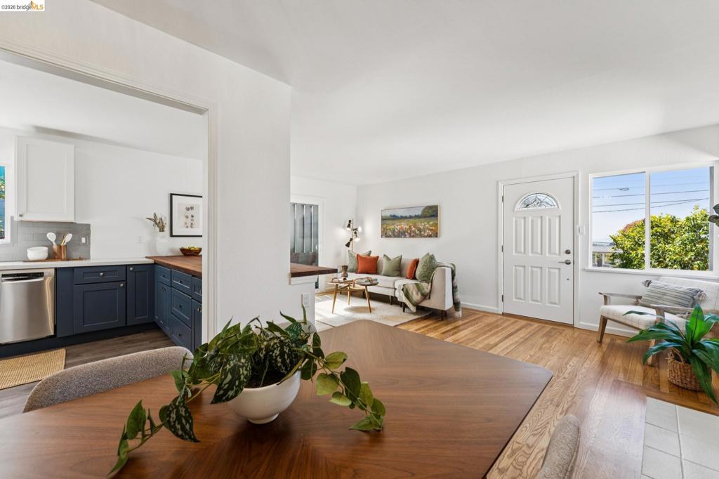 1410 Lawrence St Property Photo 24