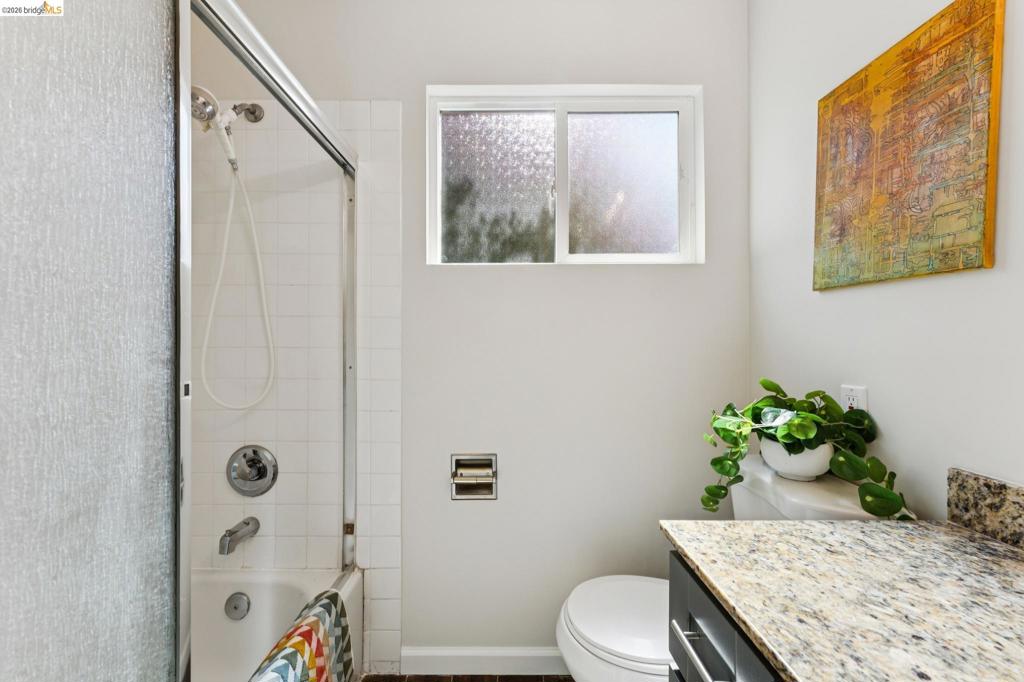 1410 Lawrence St Property Photo 45
