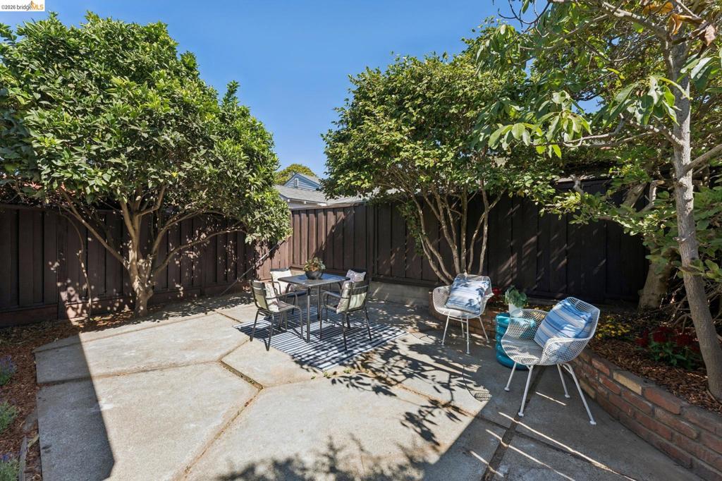 1410 Lawrence St Property Photo 54