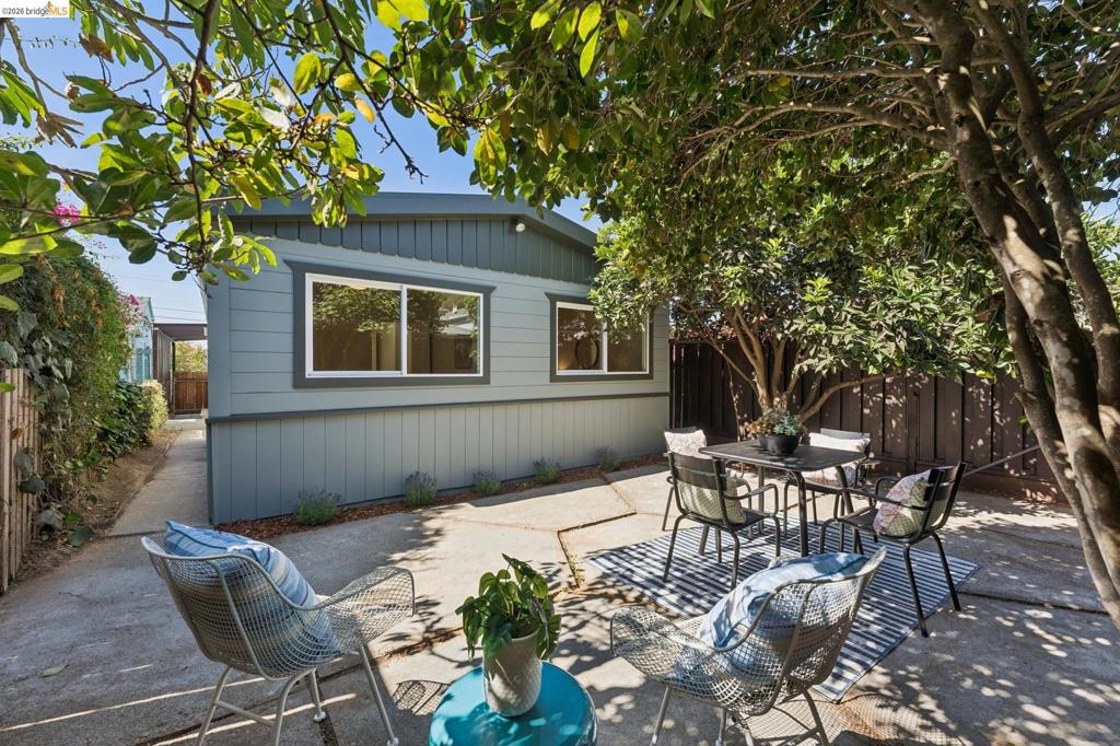 1410 Lawrence St Property Photo 59