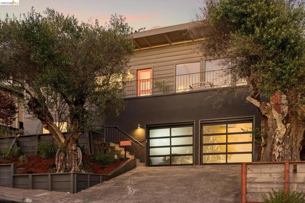 42 Cowper Ave Property Photo 2