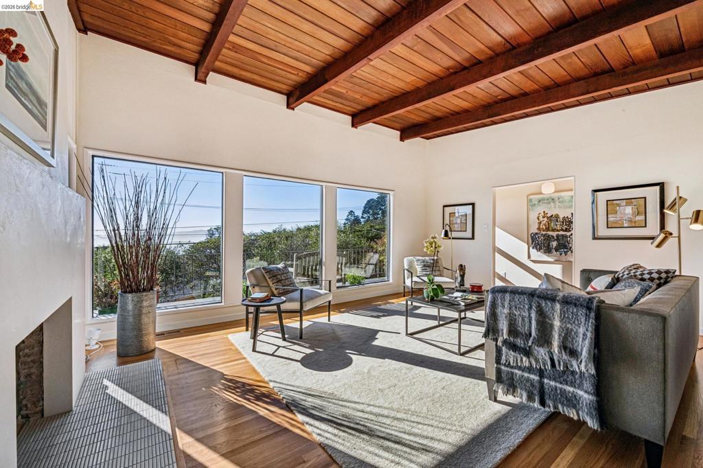 42 Cowper Ave Property Photo 12