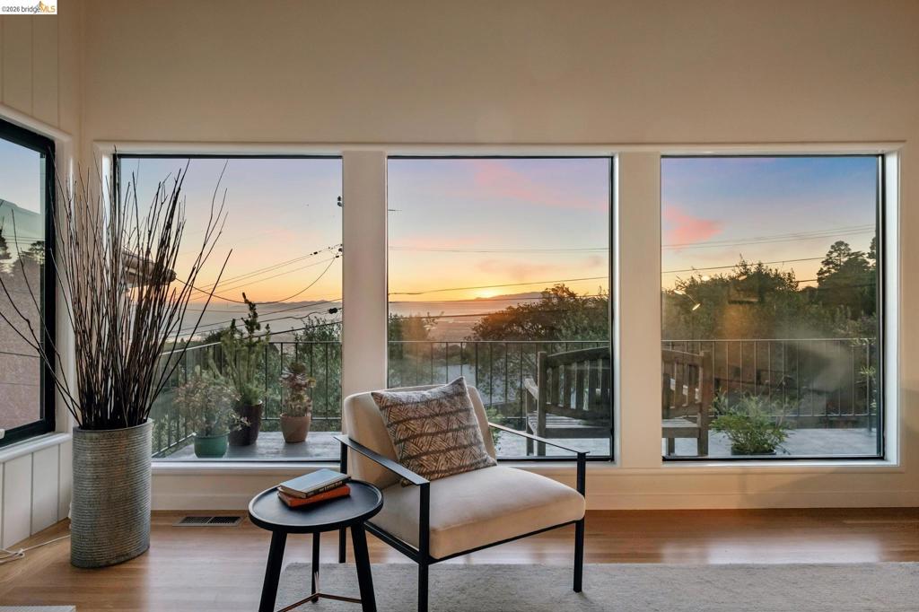42 Cowper Ave Property Photo 14