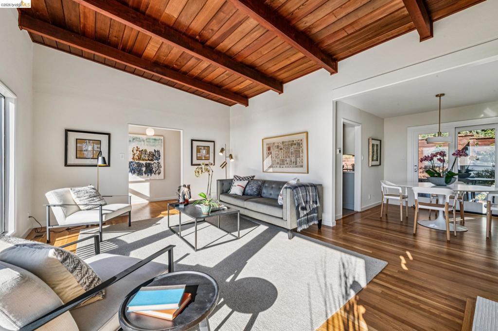 42 Cowper Ave Property Photo 16