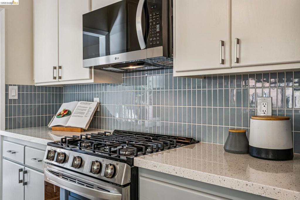 42 Cowper Ave Property Photo 26