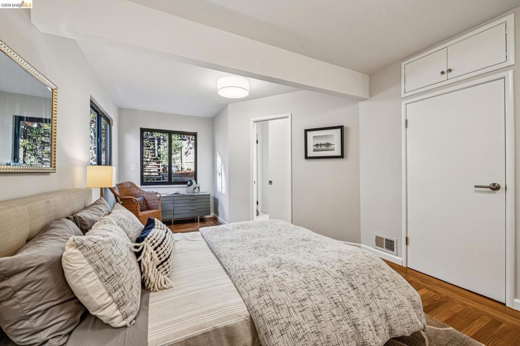 42 Cowper Ave Property Photo 29