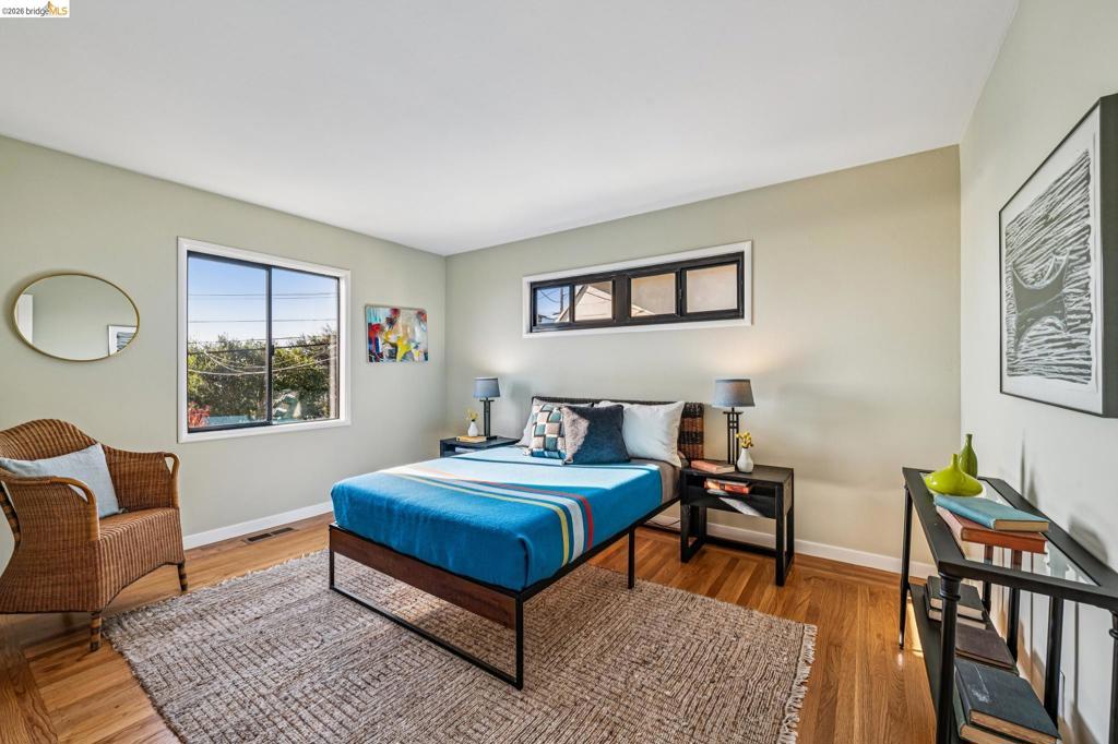 42 Cowper Ave Property Photo 33