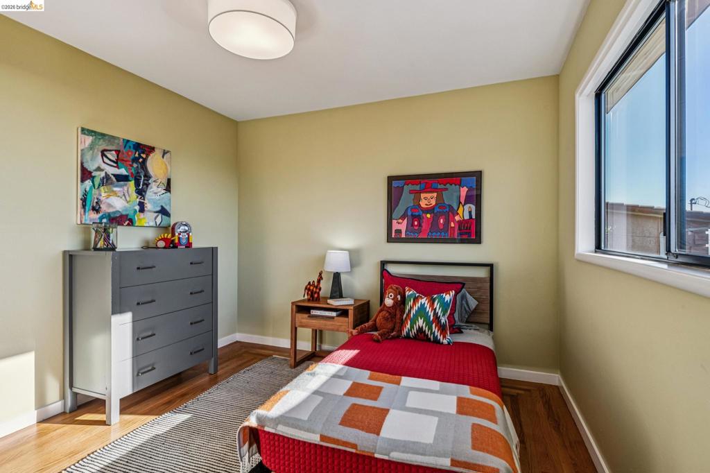 42 Cowper Ave Property Photo 35
