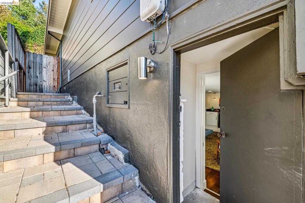 42 Cowper Ave Property Photo 37