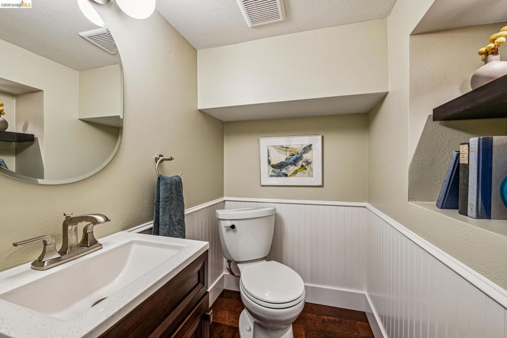 42 Cowper Ave Property Photo 43
