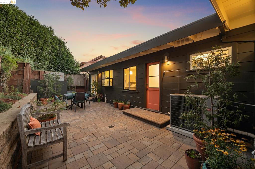 42 Cowper Ave Property Photo 46
