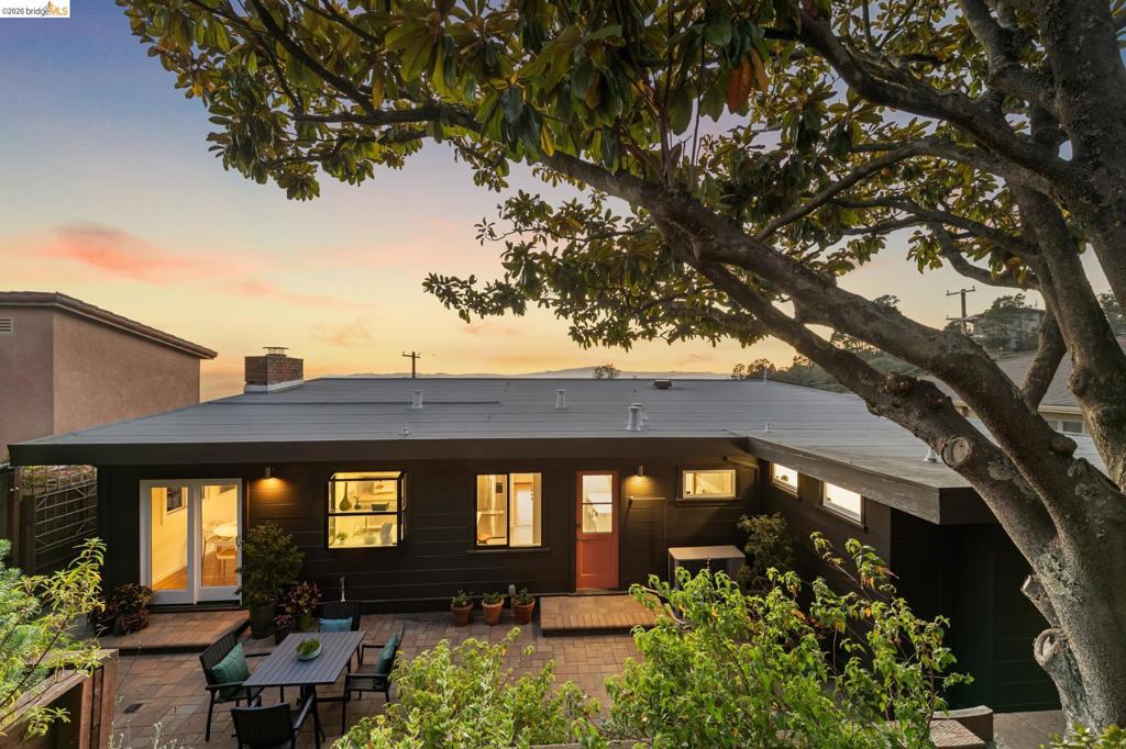 42 Cowper Ave Property Photo 54