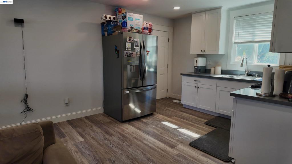 201 Navone St Property Photo 9