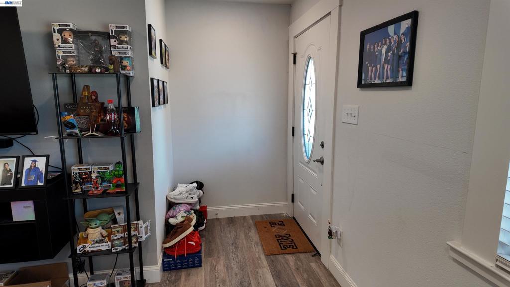 201 Navone St Property Photo 13