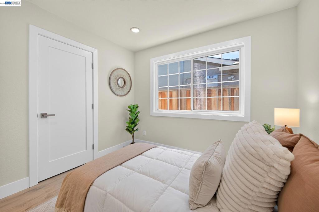 646 Joyce Street Property Photo 27
