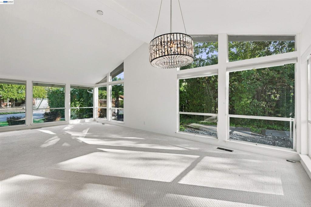 11 Ray Court Property Photo 22