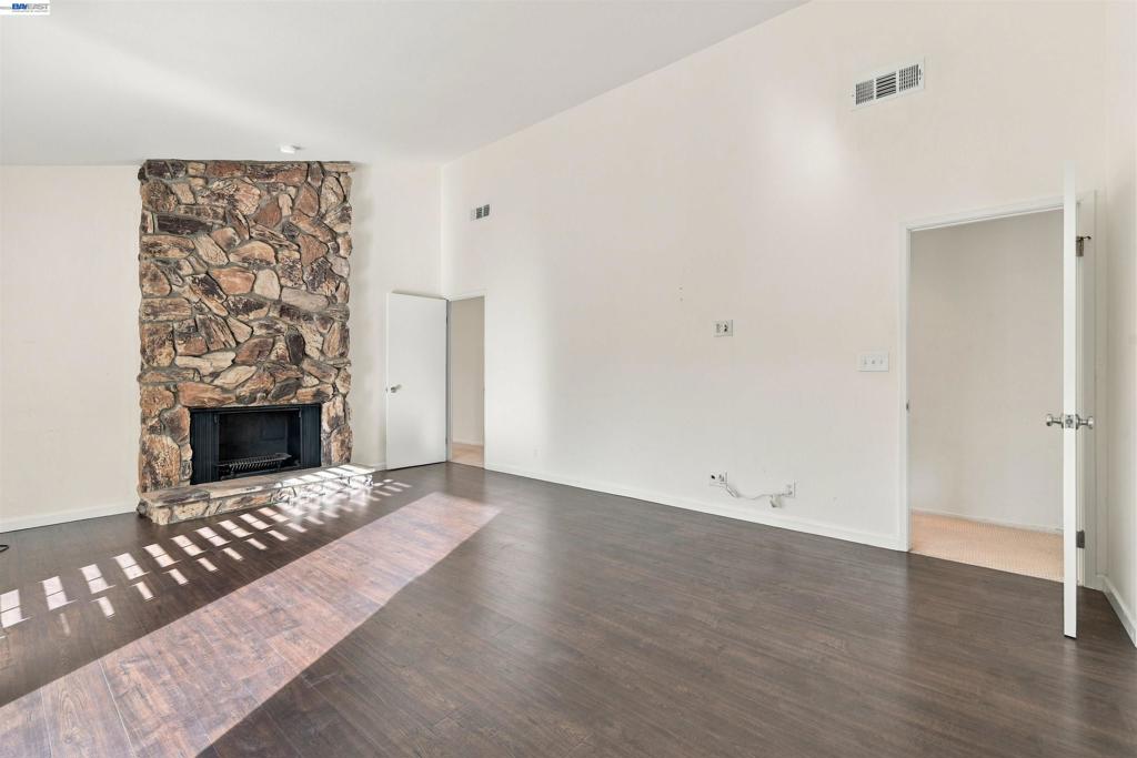 11 Ray Court Property Photo 24
