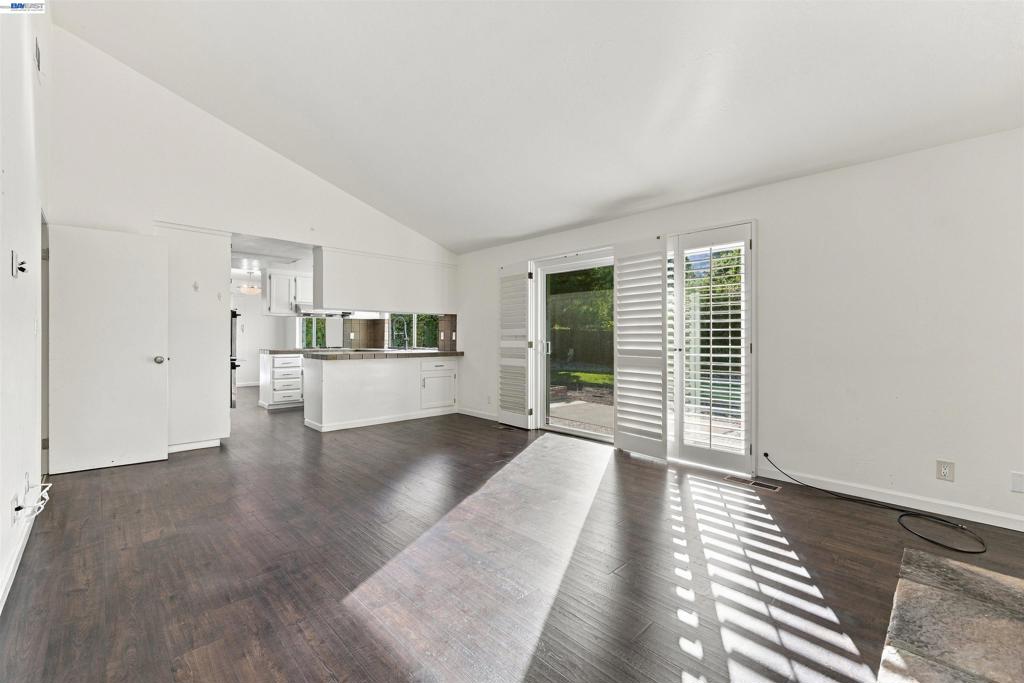 11 Ray Court Property Photo 26