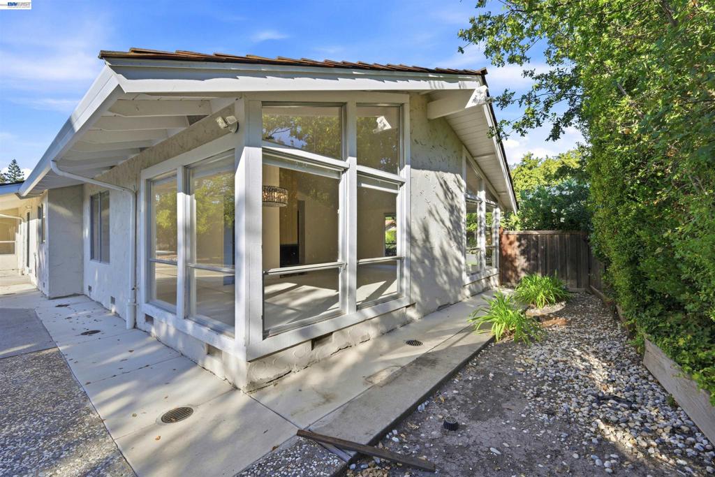 11 Ray Court Property Photo 52
