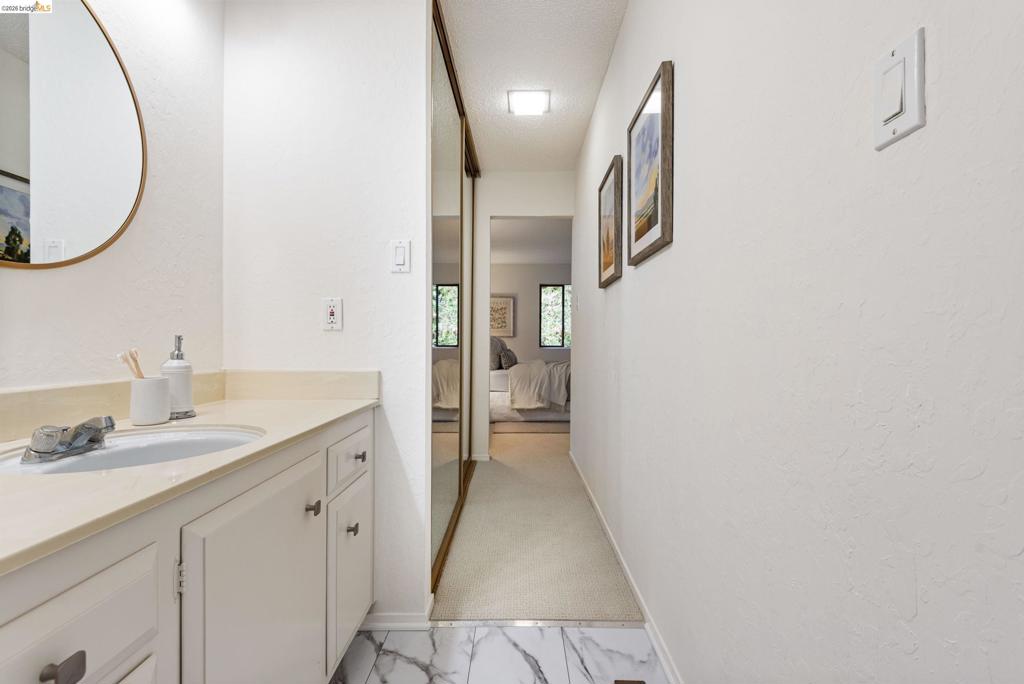 2 Clarewood Mall Property Photo 30