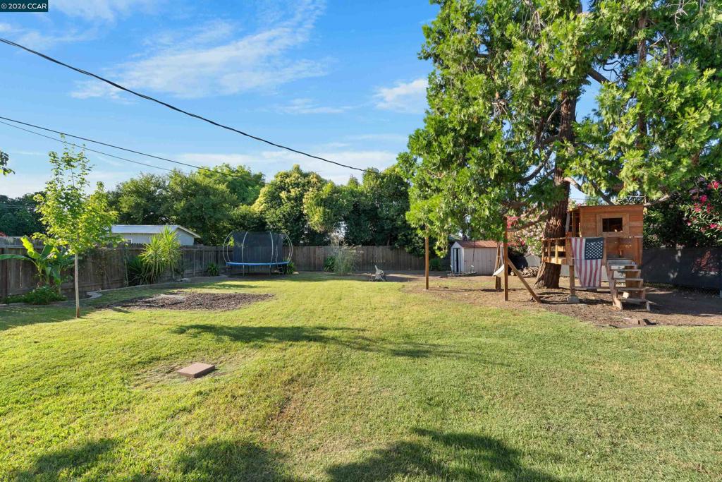 3121 Princeton Ave Property Photo 24