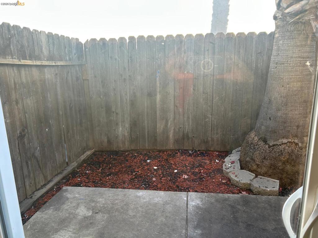 2204 Spanos St Property Photo 16