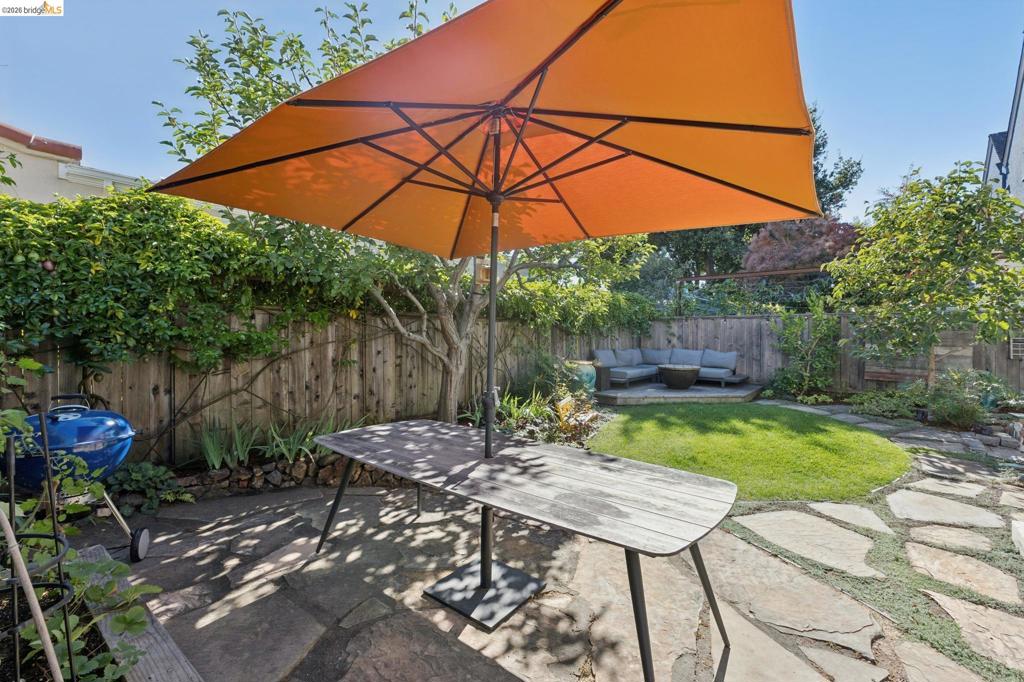 6628 Chabot Rd Property Photo 45