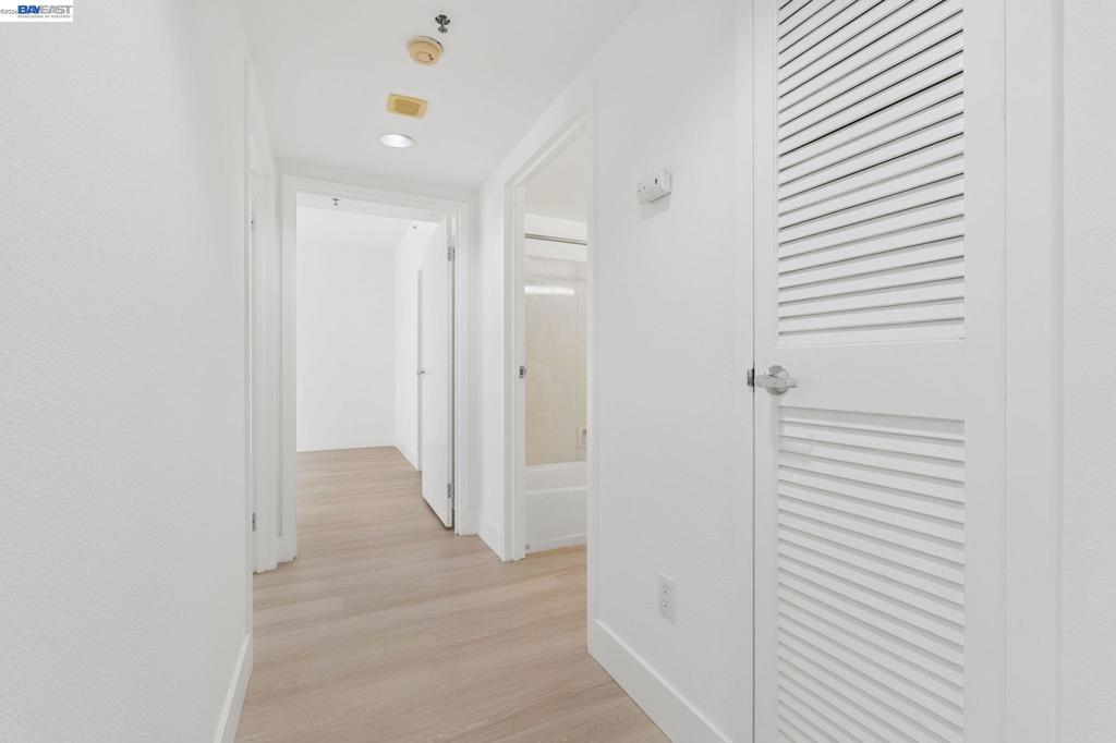 989 Webster Street 546 Property Photo 11