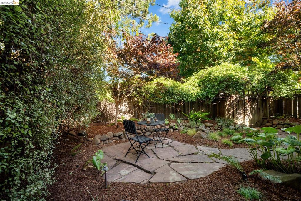 6145 Fremont St Property Photo 6