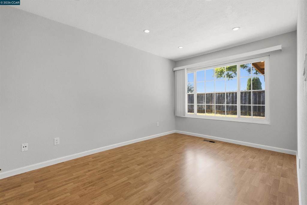 3 Sandalwood Ct Property Photo 23