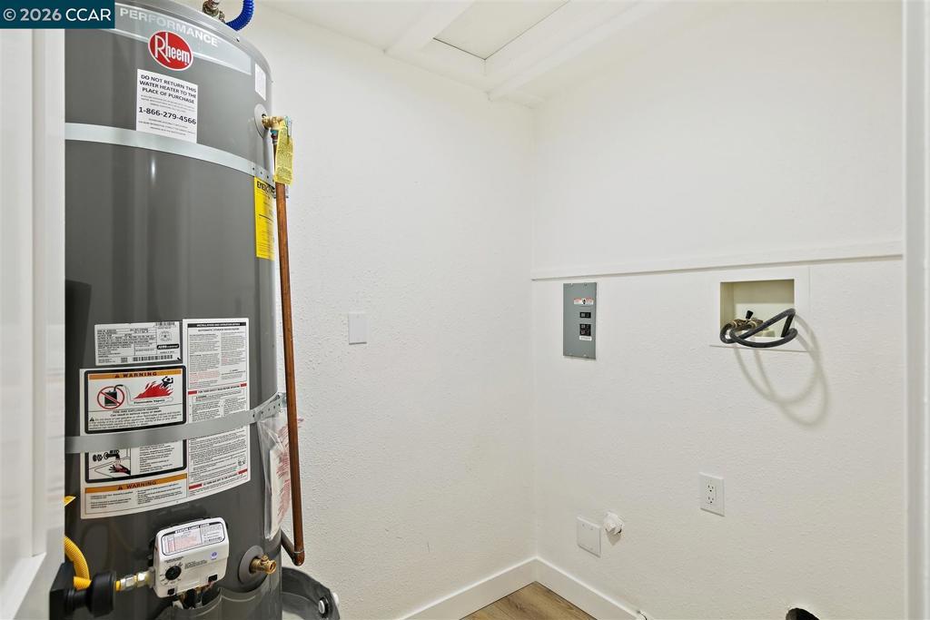 2703 Mathews St Property Photo 33