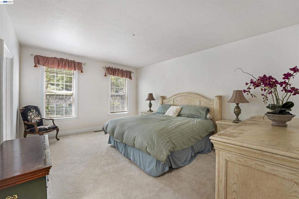 8016 Golden Eagle Way Property Photo 53