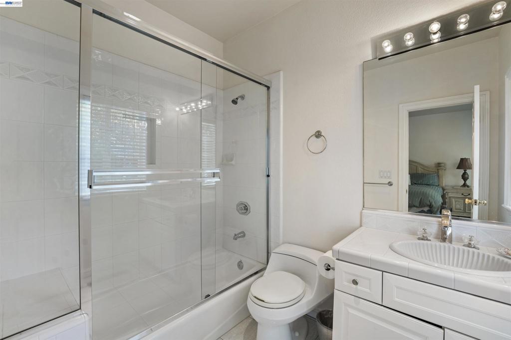 8016 Golden Eagle Way Property Photo 54