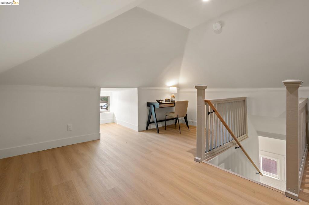 2630 Highland Ave Property Photo 29