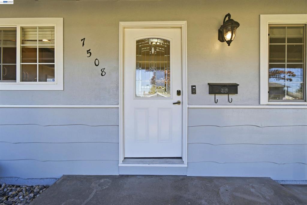 7508 San Sabana Rd Property Photo 5