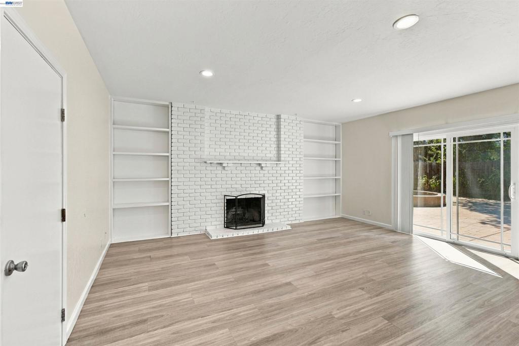 7508 San Sabana Rd Property Photo 22