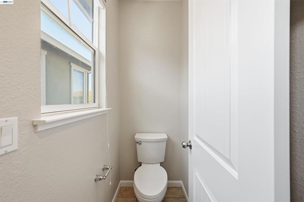 1542 Portofino Dr Property Photo 37