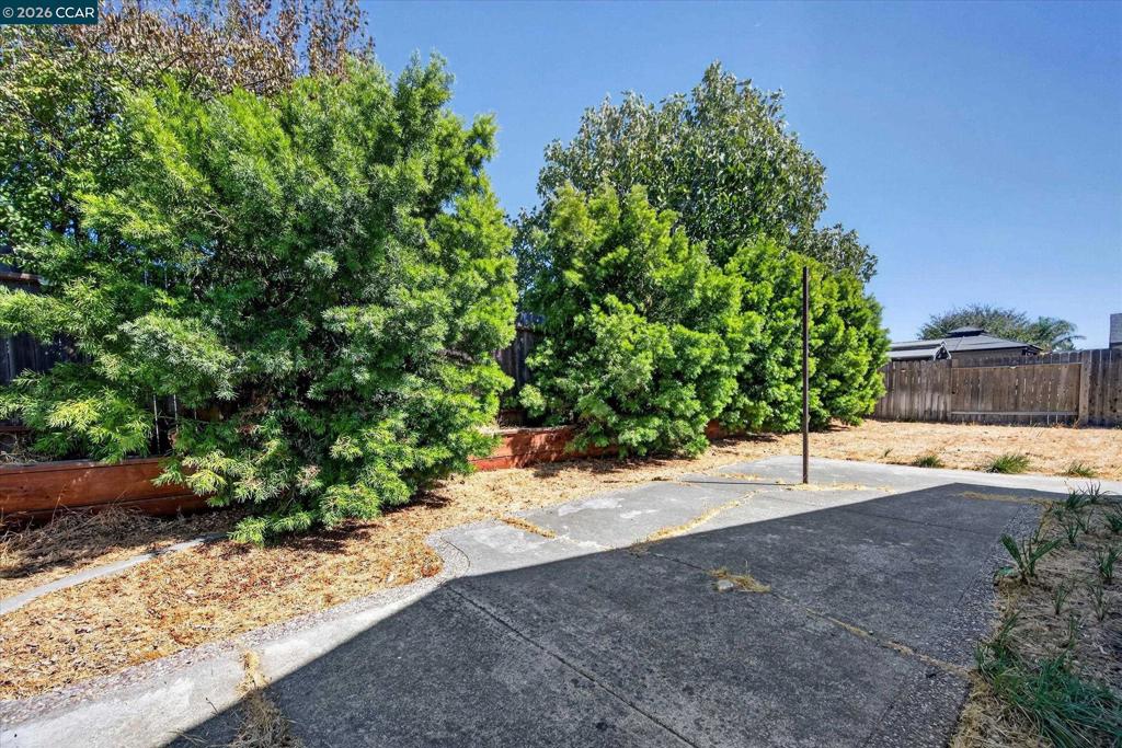 509 Hacienda Ln Property Photo 30