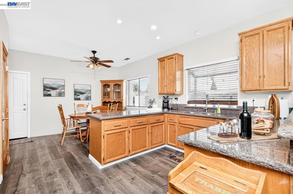 877 Curlew Rd. Property Photo 11