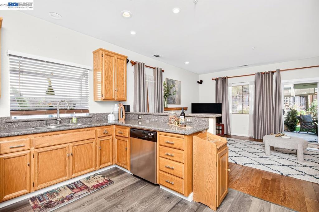 877 Curlew Rd. Property Photo 12
