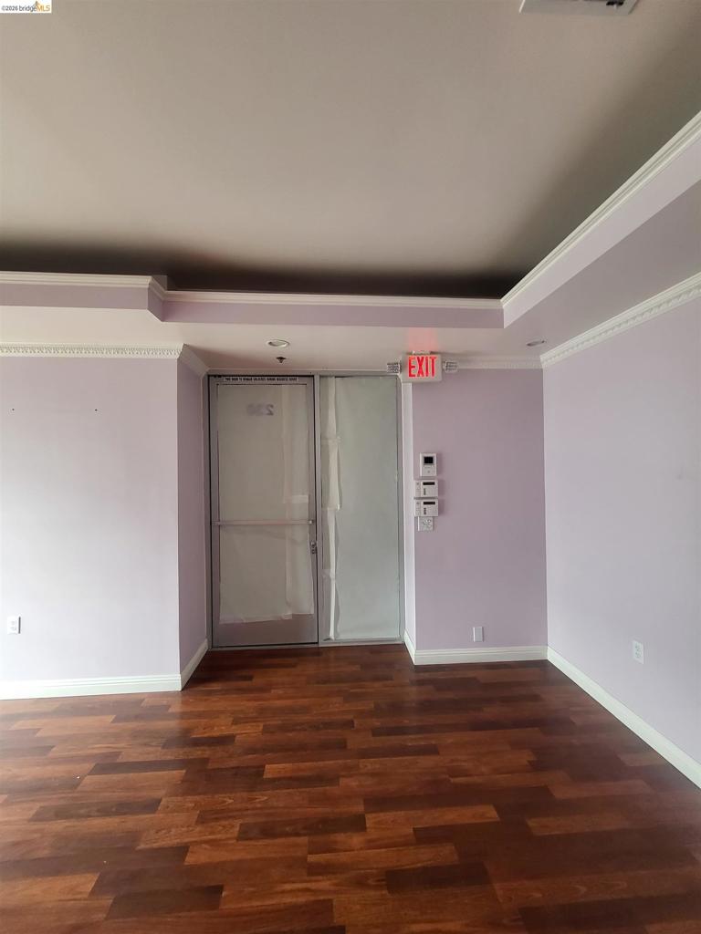 638 Webster St Property Photo 2