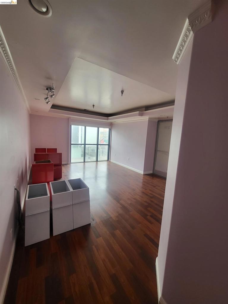 638 Webster St Property Photo 8