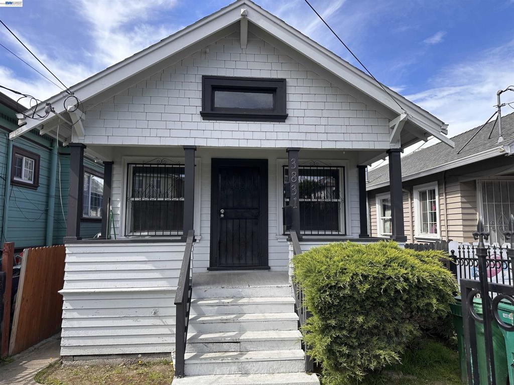 3831 San Juan St Property Photo 1