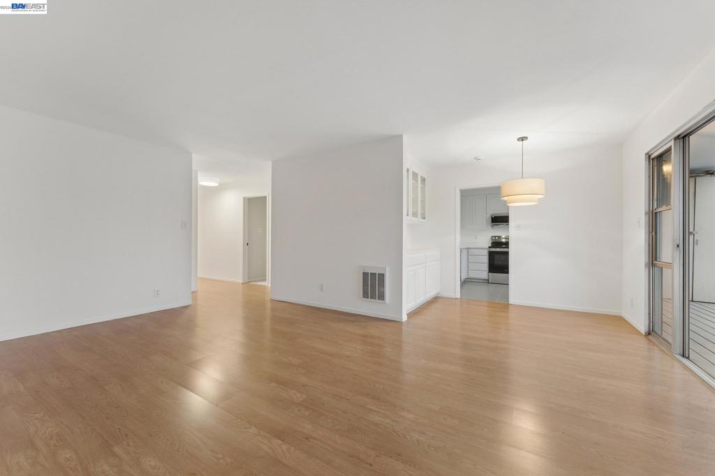339 Broadway 116 Property Photo 6