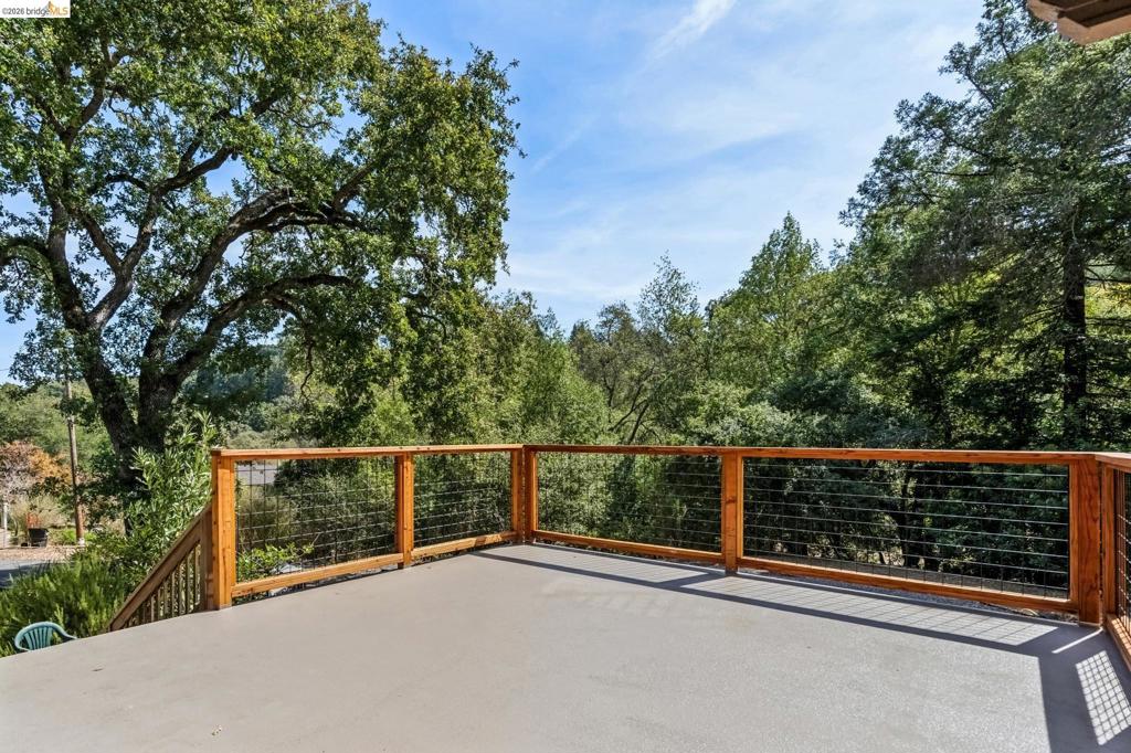 3625 Madrone Dr Property Photo 4