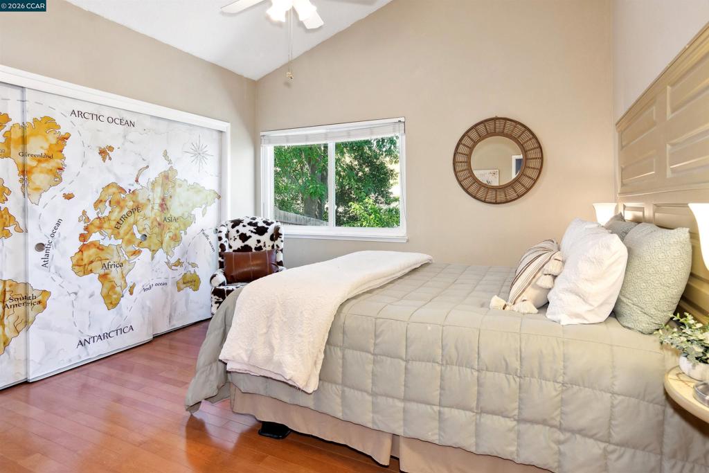 1181 Blue Lake Way Property Photo 23