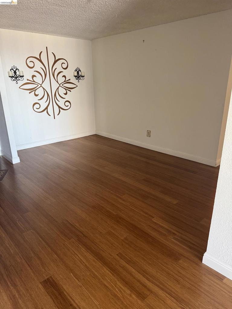 555 Pierce St 1033 Property Photo 15