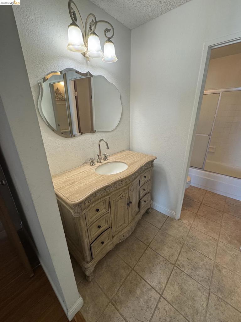 555 Pierce St 1033 Property Photo 25