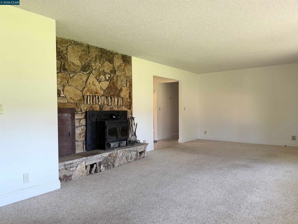 12232 Dry Creek Rd Property Photo 5