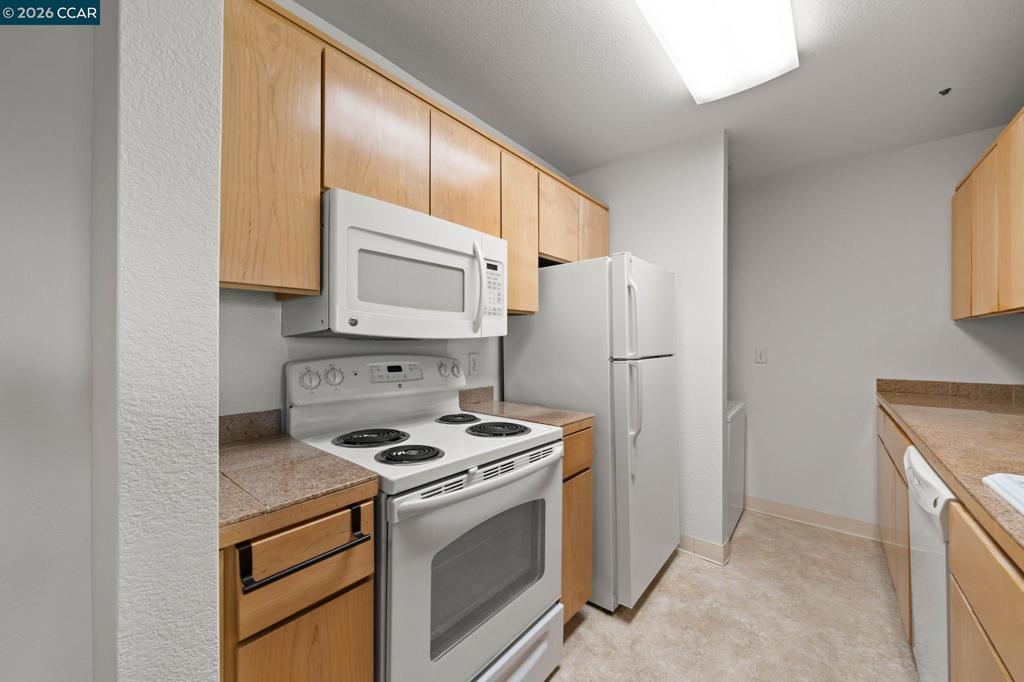 1430 Bel Air Dr 307 Property Photo 12